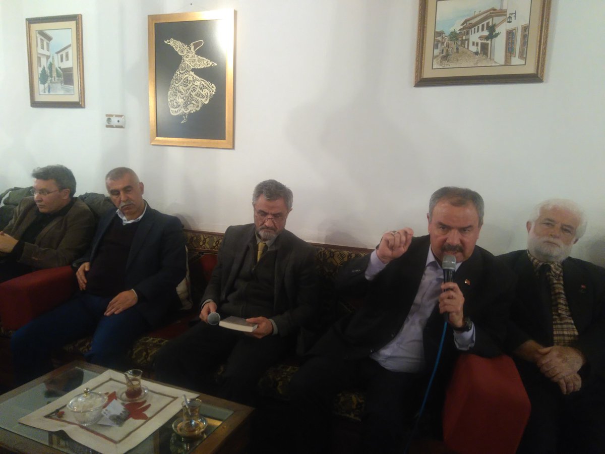 Selçuklu Sohbetleri'nde bu hafta
"Teori: Seyit Ahmet Arvasi,
Pratik: Muhsin Yazıcıoğlu" konusu ele alındı.

selcukluvakfi.org.tr
#SelçukluVakfı #SelçukluSohbetleri
#SeyyidAhmedArvasi #MuhsinYazıcıoğlu #MuhsinBaşkan #MuhsinBaşkan63Yaşında #TürkİslamÜlküsü