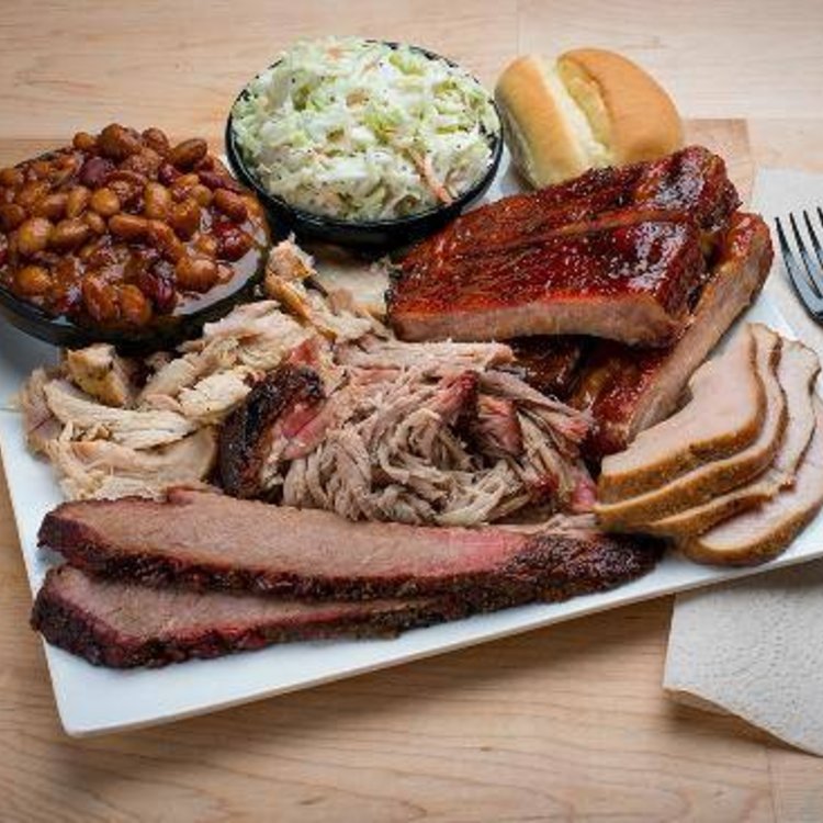 If your New Year's resolution is to eat good food, Old Carolina Barbecue has got you covered. #RingInTheNewYearOntario