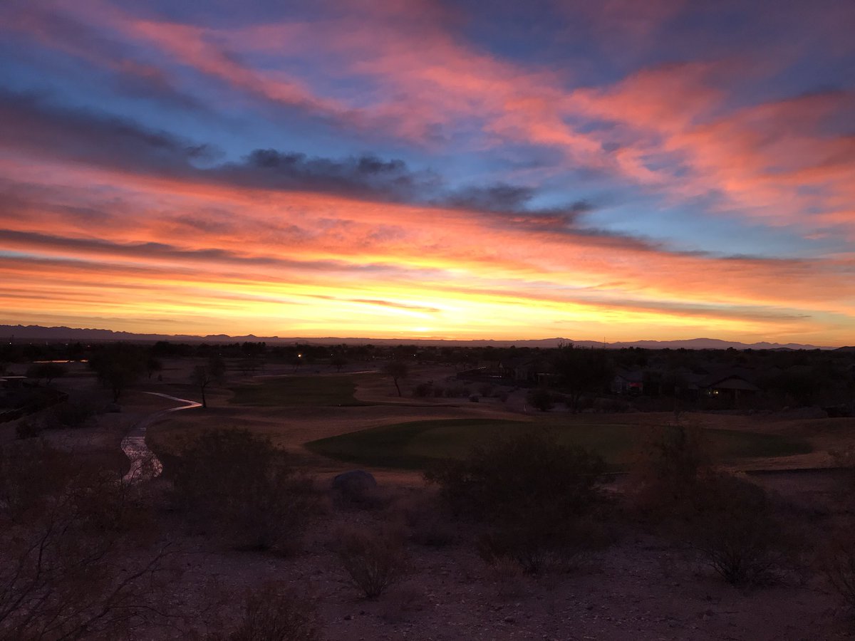 oldnotdeadvlog's tweet photo. Played #golf this morning. 1st off the tee. Here is looking back at the 1st hole at #sunrise. #paintedsky #sky #golfcourse #johnsonranch #johnsonranchgolfcourse https://t.co/0EpPH35bua