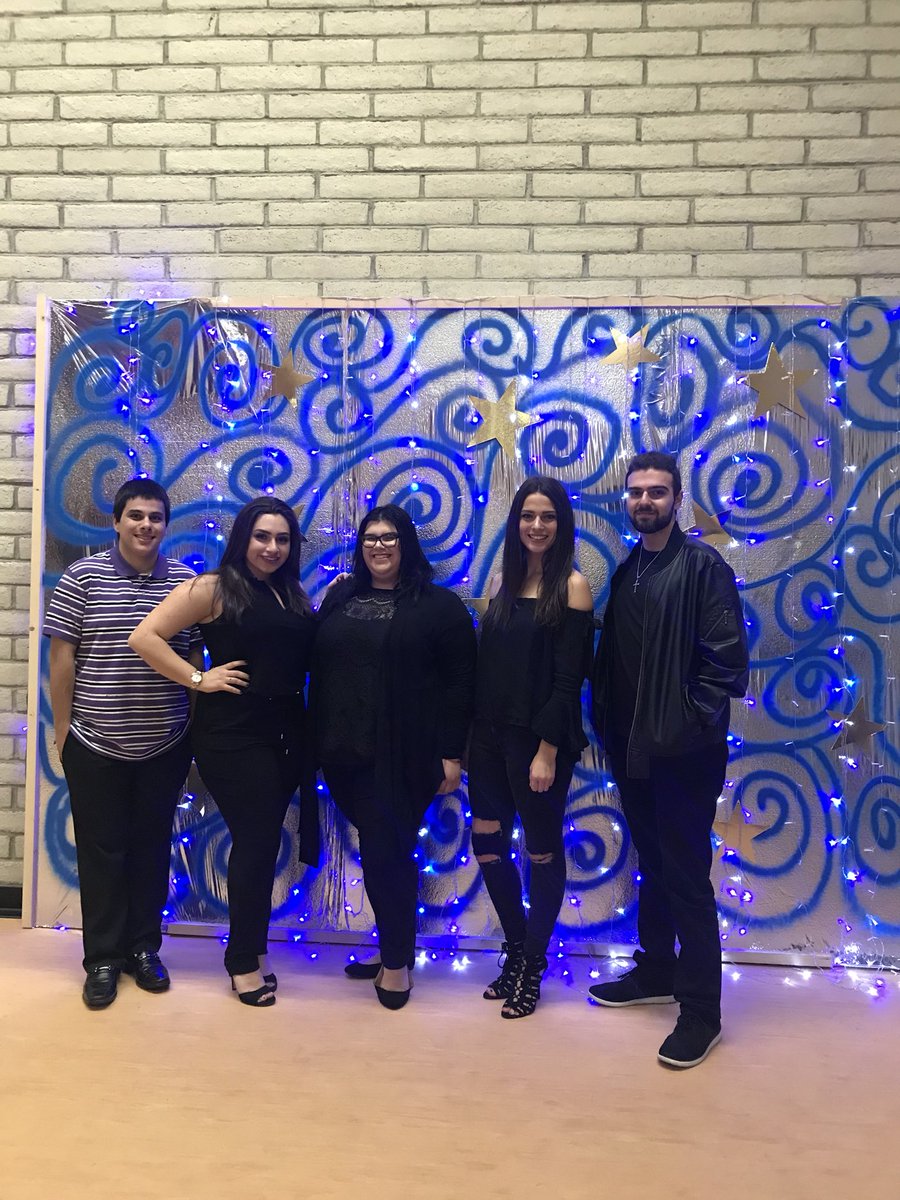 FresnoStateASO's tweet photo. Merry Christmas and Happy New Year from your ASO Executives🎉🎊 https://t.co/LhLsWxXsIi