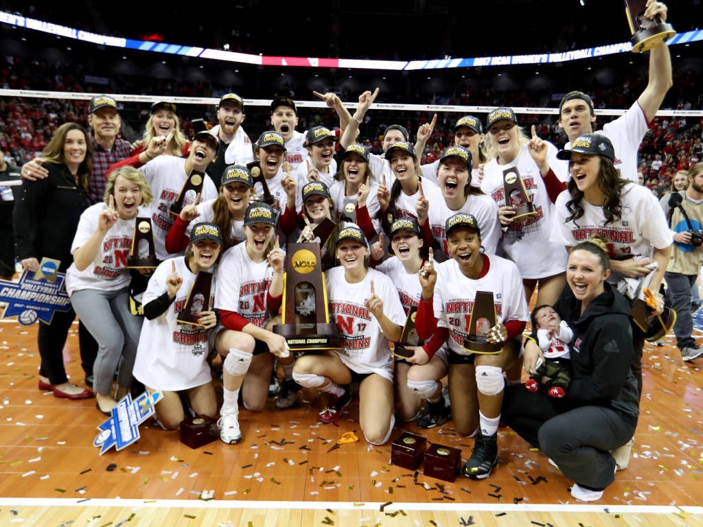 HuskerBlock's tweet photo. 2017 brought @Huskervball its 2nd consecutive #B1G Championship, 2nd National Championship in 3 years, 3rd straight Final Four appearance, and an induction into the AVCA Hall of Fame for Coach Cook.

What a team. What a year.
See you in 2018! https://t.co/kP8pHmAcLh