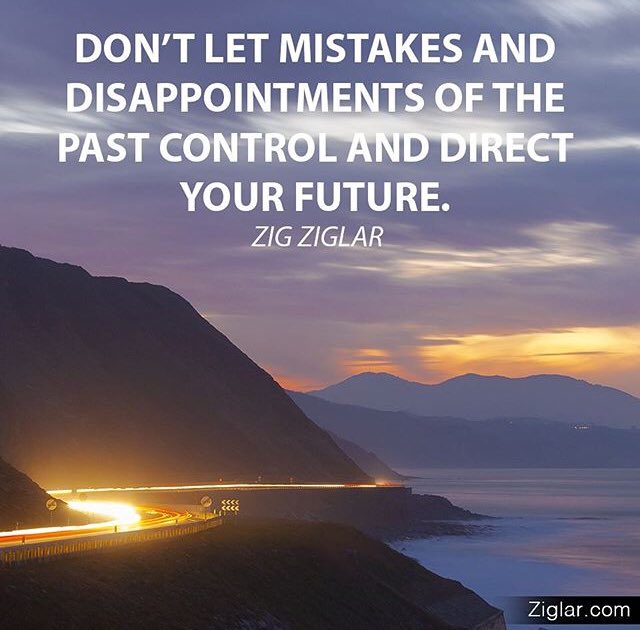 insightbylinda's tweet photo. Looking forward to a wonderful year! #looktothefuturenotthepast #looktothefuture #future #inspirationalquotes #motivationalquotes #happynewyear2018 #wahm #entrepreneur #entrepreneurlifestyle #zigziglar #ameriplan #ameriplanusa #ameriplanfamily https://t.co/9FpwUbzM6J
