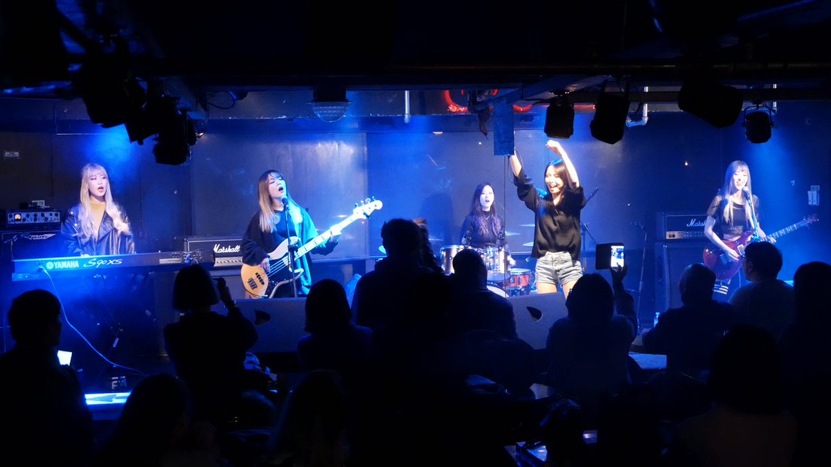 southkoreaindie's tweet photo. [2017.12.31]마르멜로(Marmello)Full Live 4k@GOGOS2
https://t.co/JoUi8zG20C
#gogos2 #g2 #마르멜로 #Marmello https://t.co/jQpbZhljJU