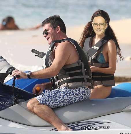 Hello Sailors! Marinetraffic.com says #gaydad Simon Cowell's ocean-going den of sordid homoerotic iniquity, 'Slipstream' Yacht's moored by Sandy Lane Hotel Barbados!: expect to see longterm partner Paul McKenna aboard for upcoming secret NY2018 activities! | #SeamanStaines