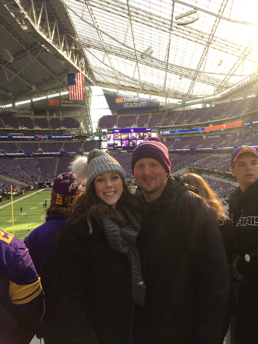 lisaalph's tweet photo. @VikingsPromos #VikingsHomeGate #SKOL #holdtrue https://t.co/8qu98ZHRVV