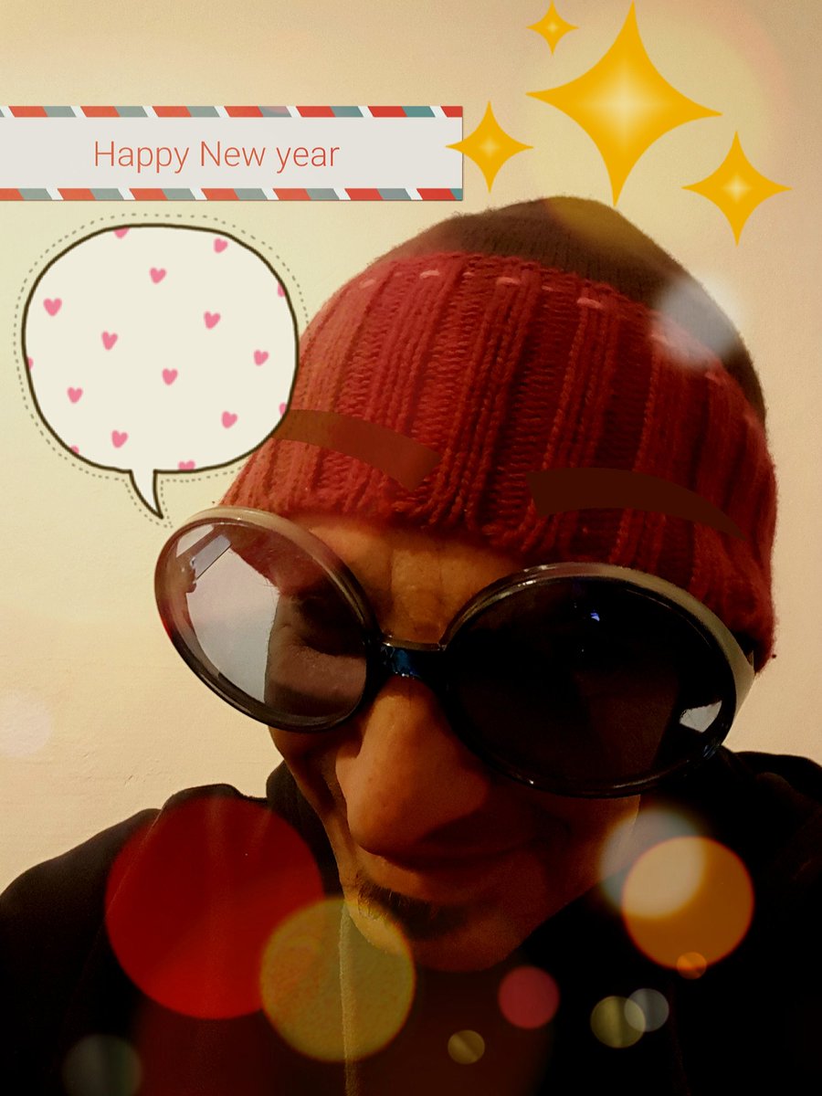 pocoloco50's tweet photo. Happy New year 
Καλή χρονιά 
Feliz ano Nuevo https://t.co/bJCwD60sS6