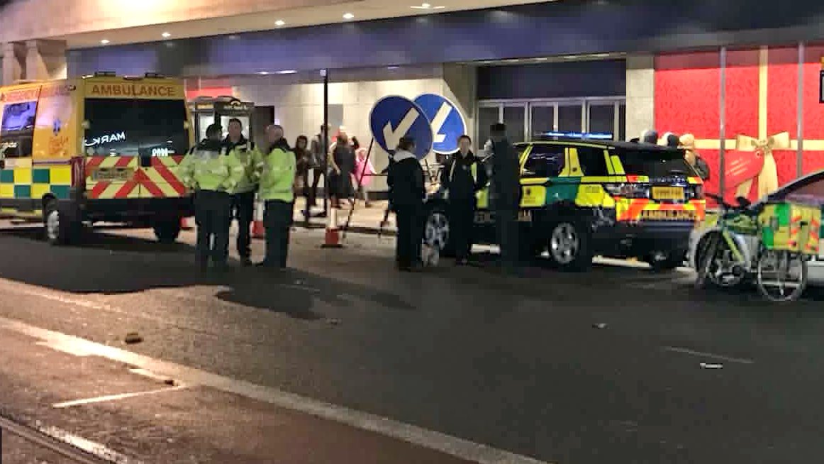 Currently deploying over 20 teams to various #events across London. Have a great time but remember some simple rules to make your experience even safer #NYE2017 #LondonNYE #NewYearsEve #NYE

🎉Look after your friends 
🎉Don't leave drinks unattended
🎉Avoid 🍾on an empty stomach