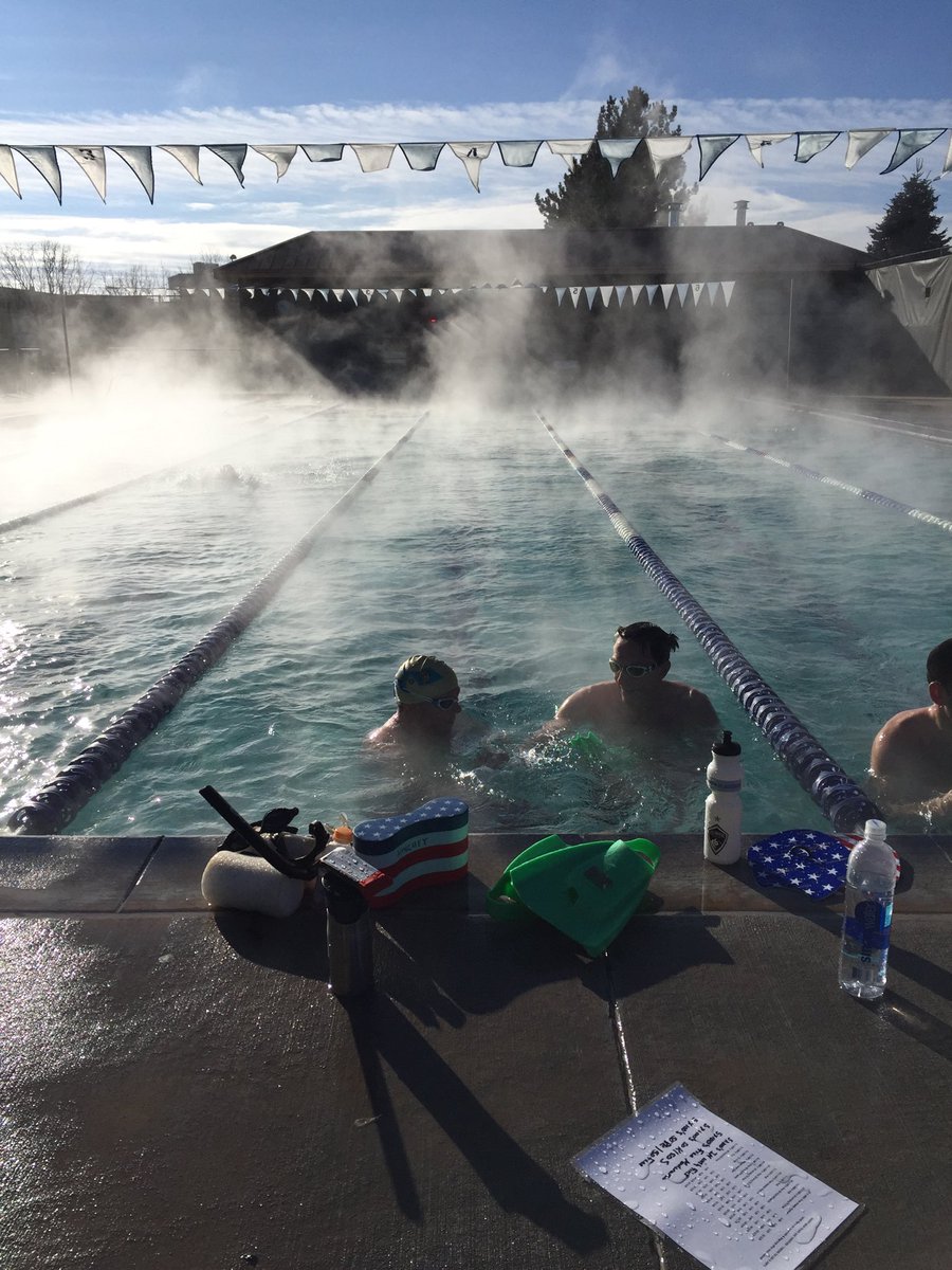 tkhinchey3's tweet photo. 100x100’s in the books to finish 2017! @GreenwoodATC @MastersSwimming @USASwimming @SwimLabs https://t.co/16XNipOdKo