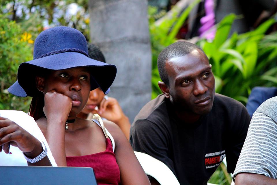 CulxureMag's tweet photo. Audience at the open mic poetry slam held at the National Art Gallery Yesterday ,it was part of the exciting #IntwasaExtra
Pictures by @intwasa
@CurateZim
@Bangane_ZW
@MantateQueeneth
@culxuraloffice
#CulxureZw https://t.co/vmCKSu5KvV