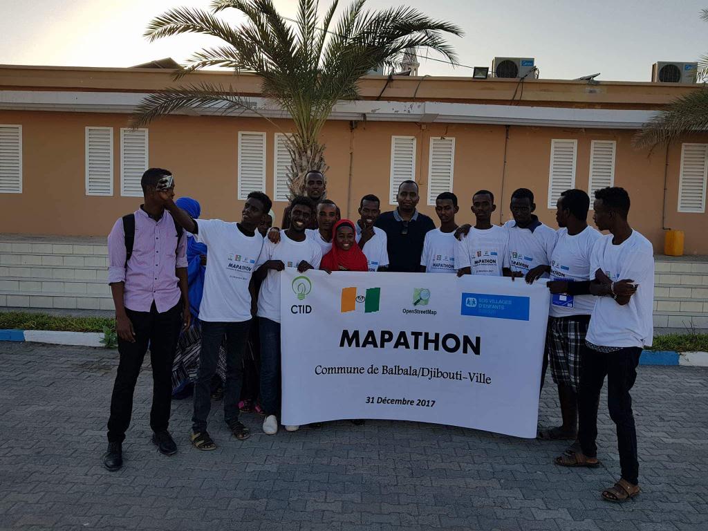 falher3's tweet photo. Fin #Mapathon @DjiboutiOsm sur la commune de #Balbala merci a tout les participants et les organisateurs de cette première formation sur la cartographie Numérique Openstreetmap à #Djibouti Rdv Mardi pour la remise des attestation #Afrique @TechinnovLab #Maptic #Niger @OSMNiger https://t.co/7lHbymBDno