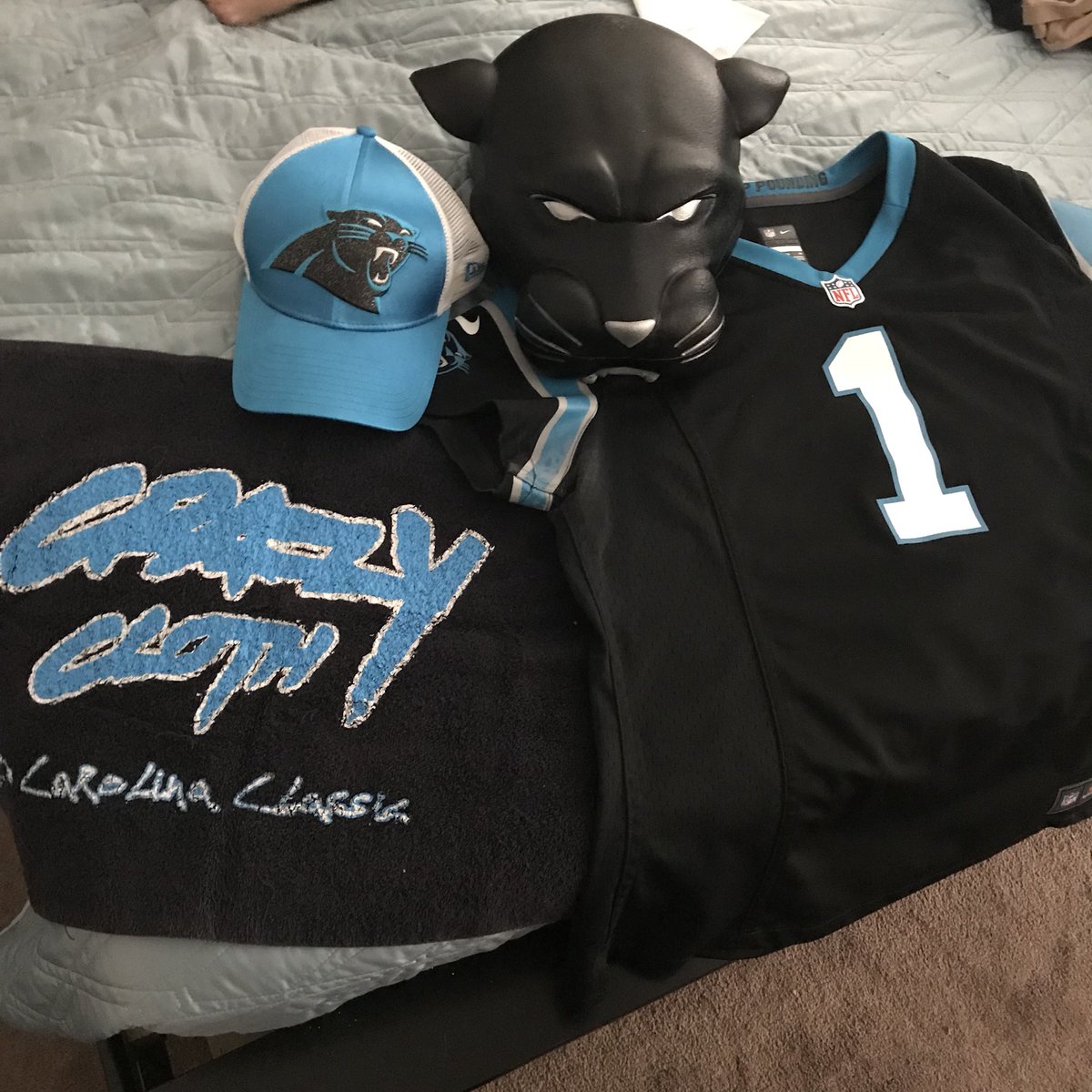 LuLuPantherBlue's tweet photo. My attire for the day... Let’s take those dirty birds by the neck and show them who rules!  @Panthers #cpf4l #cardiaccats #keeppounding https://t.co/fUIZ9W4a2n