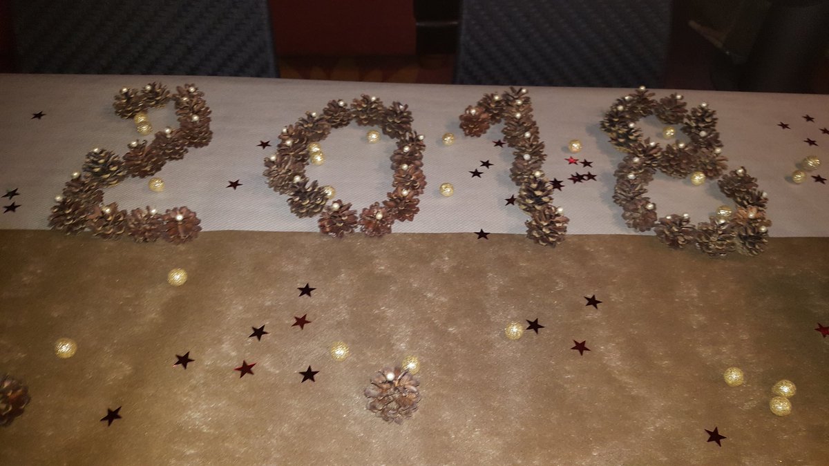 MEILLEURS VŒUX A FAMILLE AMIES AMIS INSOUMISES INSOUMIS ET A TOUS LES PUBLIÉS 💖💖💖