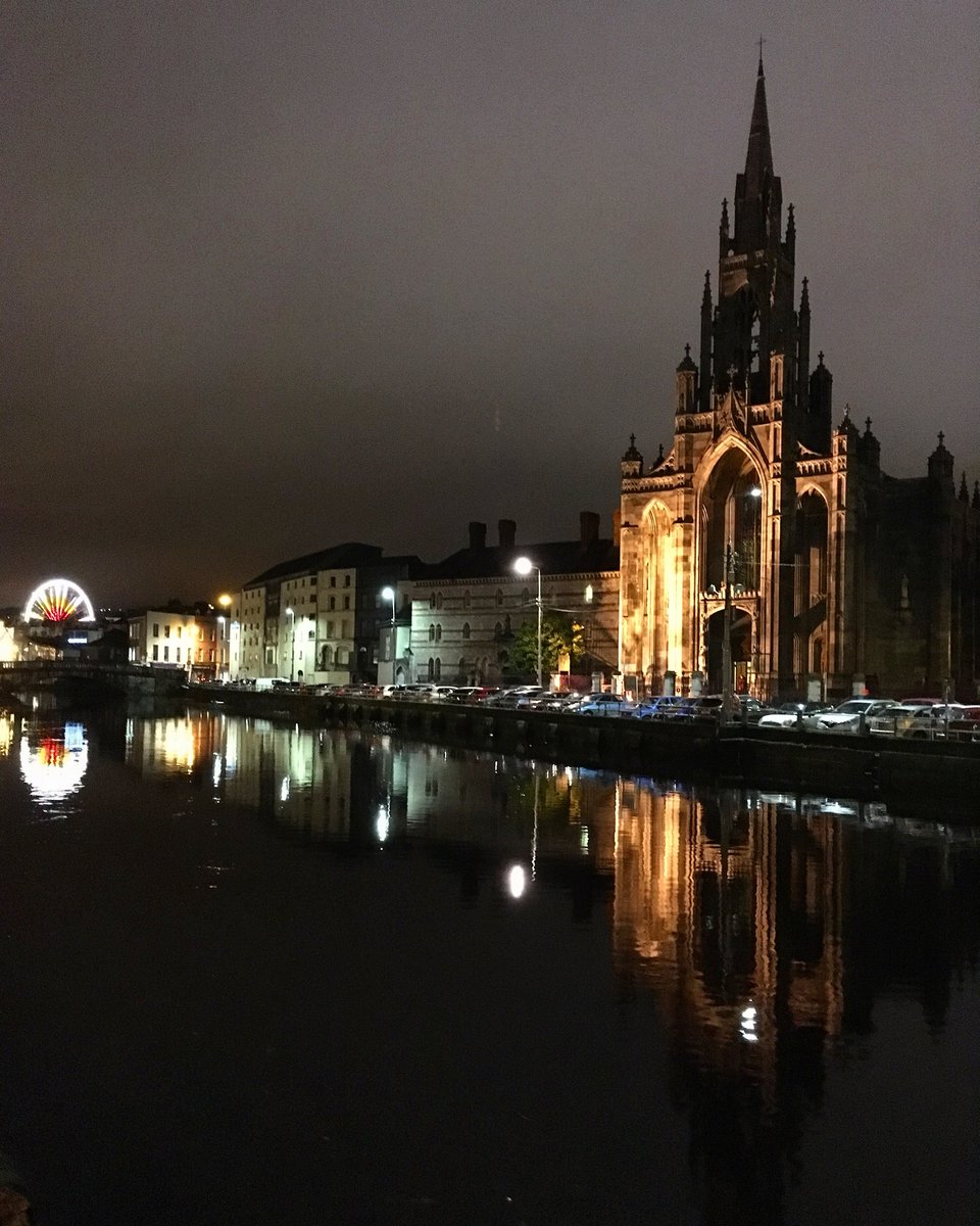 Ig_Cork's tweet photo. The warm night time glow of Holy Trinity Church #cork #corkcity #corkcitycentre #ig_cork #HappyNewYear2018 #ireland @Ig_Cork https://t.co/Cv3mRituZ0
