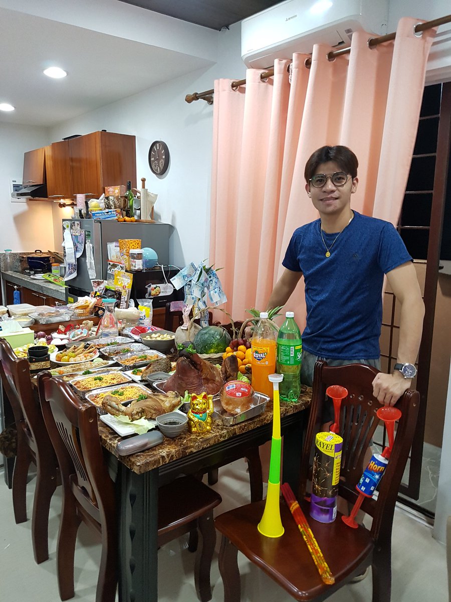 deejayolivar's tweet photo. Happy 2018 🎉🎉🎉 https://t.co/TspKSw0lPU