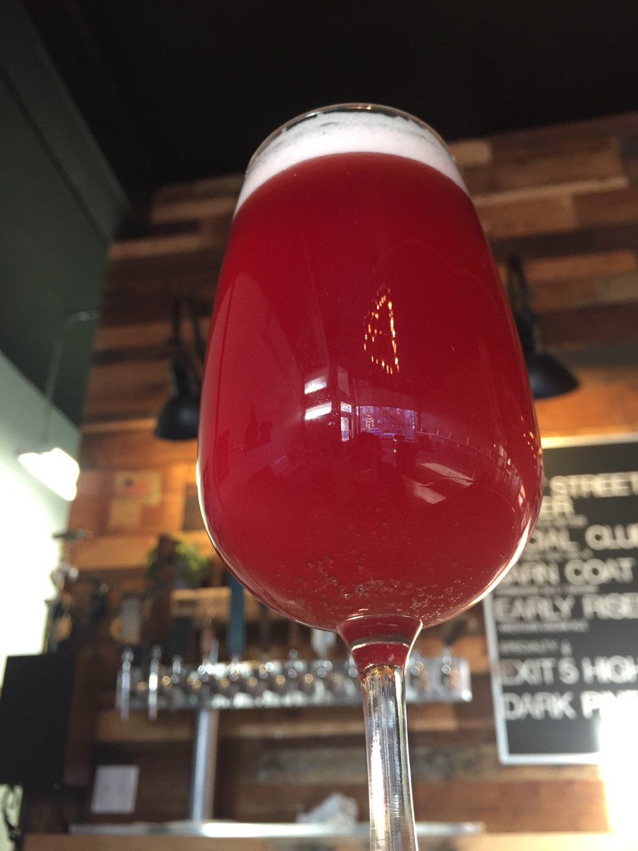 Draft pours, growlers fills, and bottles to go until 5 PM. Thanks to everyone for an amazing year. Cheers to 2018!! 🍻#vtbeer