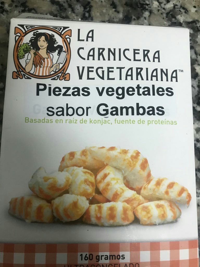 veganoyo's tweet photo. Las gambas vegetarianas, de La Carnicera Vegetariana, llevan leche. 

Info de @AventuraVegana https://t.co/IjrCtzz9Ys