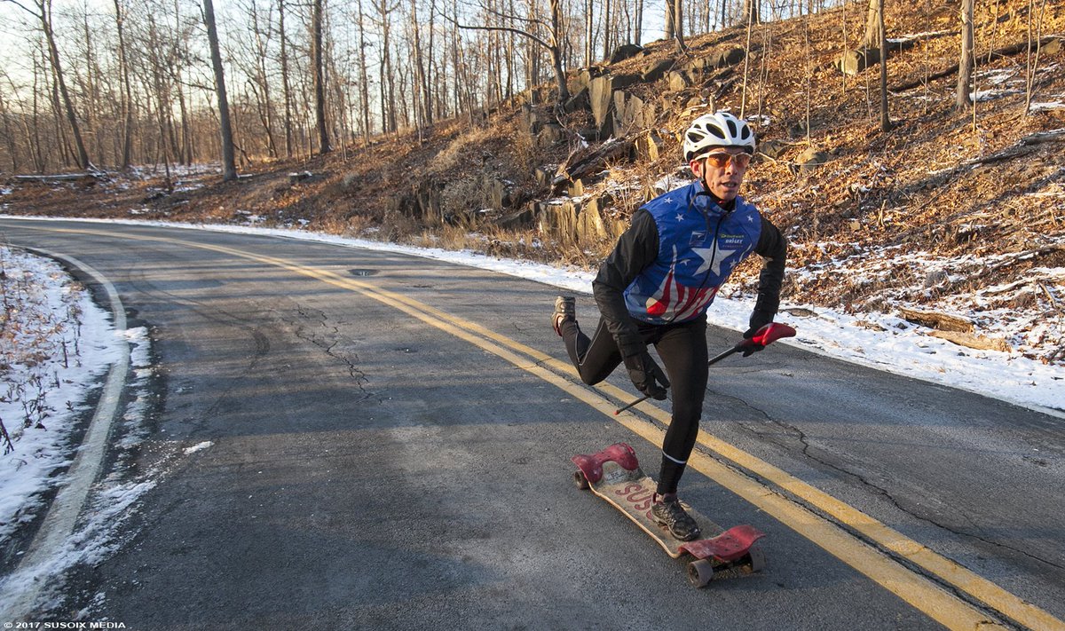 SpikeBoarding's tweet photo. #SPIKEHARDSPIKEOFTEN #SpikeBoarding! Spike up hills! Happy New Year. #optoutside https://t.co/FDR17bt8vg