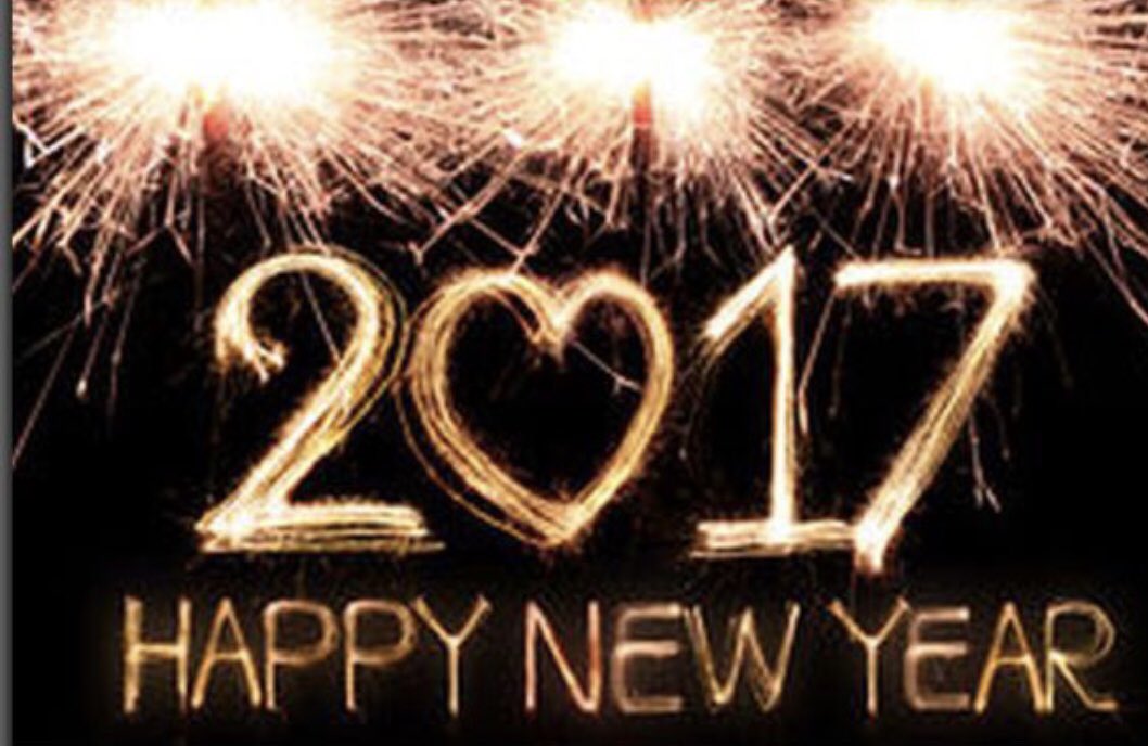 Clevelpcb's tweet photo. We are open tonight and Sean is making up some fabulous cocktails and bill os blackening the BEST PRIME RIB on the beach 5-?? HAPPY MEW YEAR &amp; CYA SOON #Realfunbeach #panamacitybeach https://t.co/WncCgMCXEh