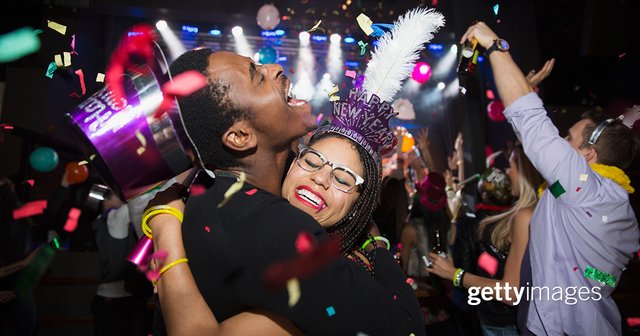 domusvr360's tweet photo. Happy New Year! #Beginnings #2018 #photography #Peace #Love 📷: Hero Images via @GettyImages https://t.co/KZz3ePwD3i https://t.co/2oKo2HvJT5