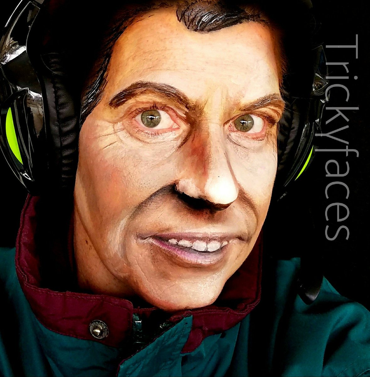 Trickyfaces's tweet image. Day 214. Happy NYE! My homage to Dick Clark!  #Trickyfaces #facepaint #DickClark #NYE #HappyNewYears