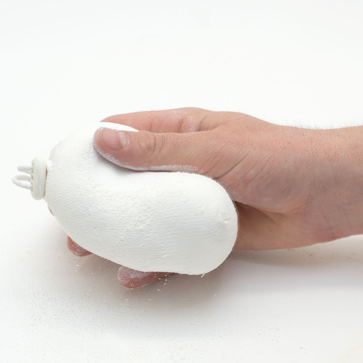 Get A Grip! Refillable Chalk Ball For #CrossFit, #WeightLifting, and #Gymnastics amzn.to/2hegOFq