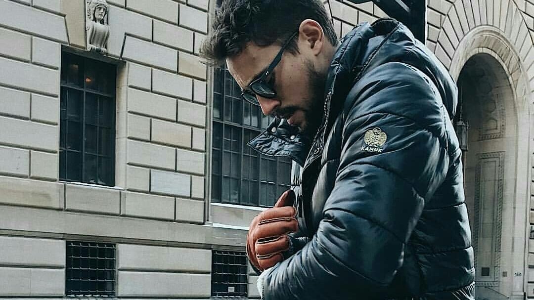 laleuxval's tweet photo. @OlivierDion en shooting 📸dans le grand froid de Montréal 🇨🇦fait par #camds et #guillaumestamand : story #camds https://t.co/9saZkHnWp4