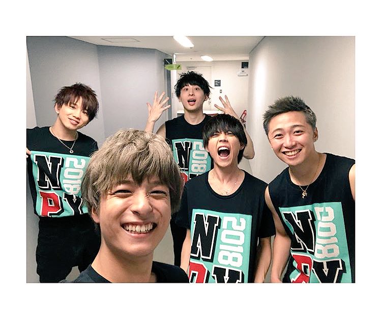 sonon14429660's tweet photo. いや、インスタ可愛いの嵐
絶対わざとやろこんなかわいいの連投するなんてあざといいいいい💓
byebye2017大輝くんとにっしーに寄りかかる真司郎は国宝ですかね😇 https://t.co/q8KKdyg9lf
