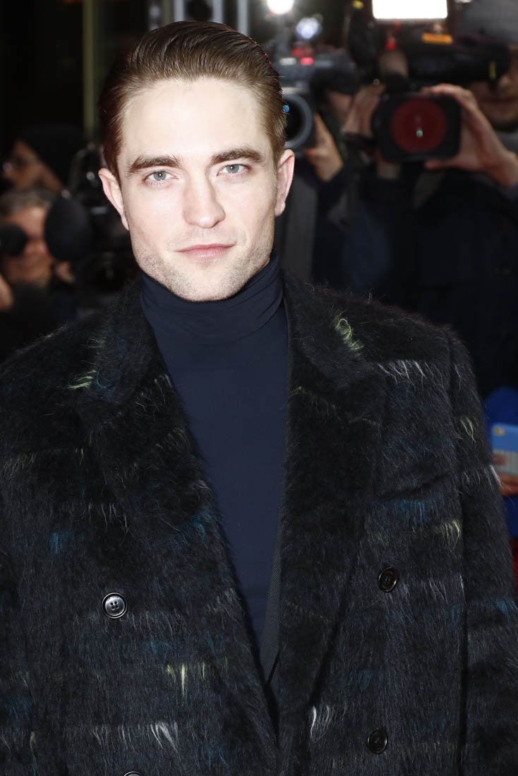 RobGoodness's tweet photo. Lost City of Z premieres #RobertPattinson #Rob2017 https://t.co/2ZljWtcSdV