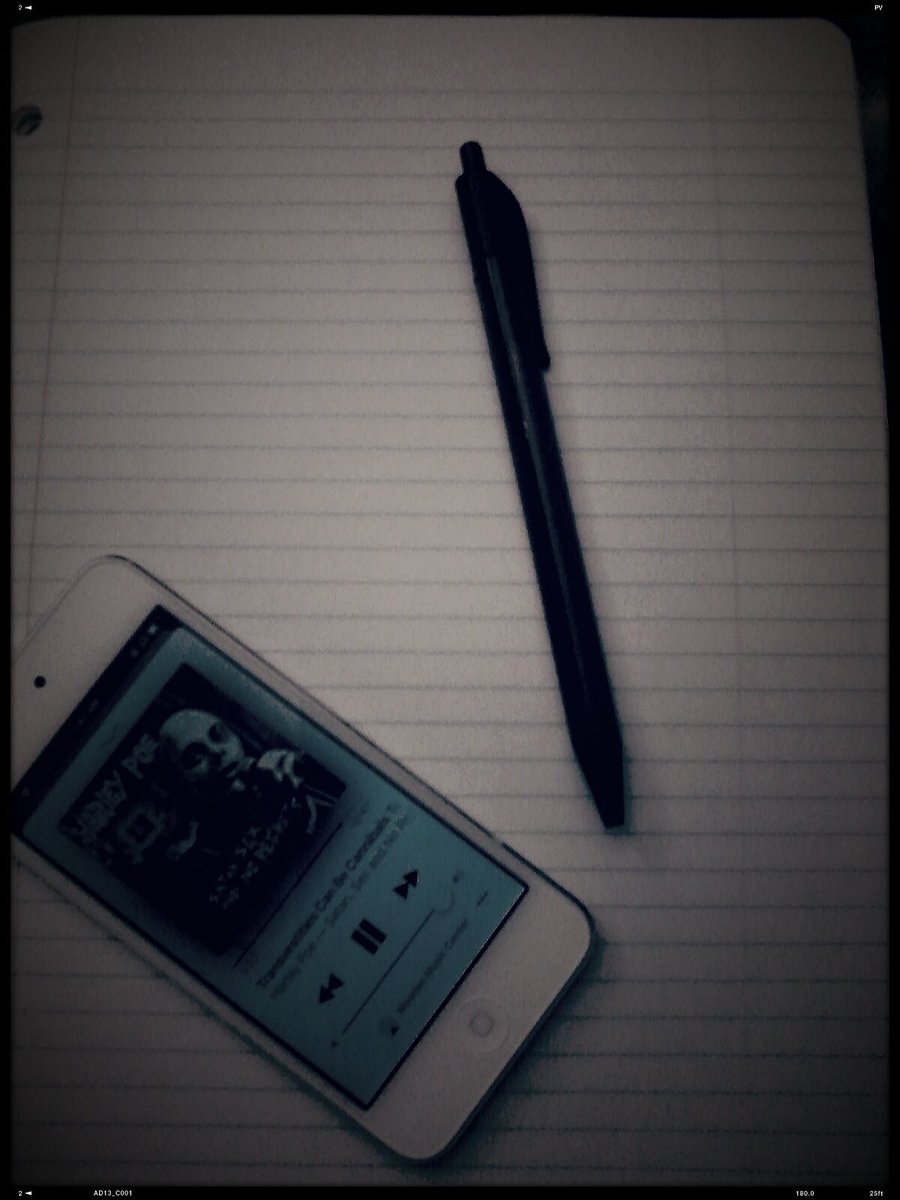 ForeverJeremy99's tweet photo. There's a special sort of thrill that comes from a blank piece of paper. ♥ #HarleyPoe #writers #writing #writerslife https://t.co/EssLyV3K7i