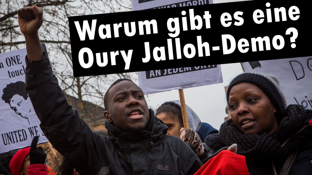 timluedde's tweet photo. Gestern waren Tausende in #Dessau, um für #OuryJalloh zu demonstrieren. Viele Andere fragen sich: Oury Wer? Warum demonstrieren die da?
Eindrücke und Erklärungen in einem 3-minütigen Video mit schicken Fotos und Emotionen: https://t.co/1chfypaddK #D0701 @OuryJalloh https://t.co/tMZcuoWDAO