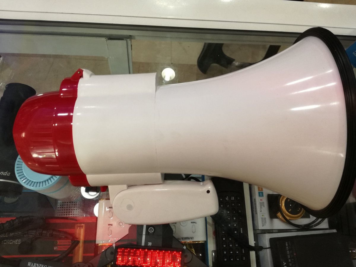 Megáfono $50.00
<a href="/Mercadolibre_ec/">Vende & Compra Aki</a> <a href="/promocionEC/">PROMOCIONEC</a>