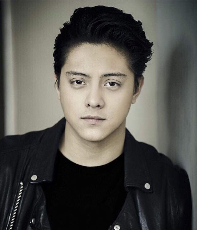 superjhezie's tweet photo. Hello my newest favorite superhero my #Rapiddo 😎 @imdanielpadilla Congrats!! 😊 #TheRevengerSquad #Rapiddo #DanielPadilla #Kathniel #FamasBestActor #MMFF2018 https://t.co/IyafhVS4w5