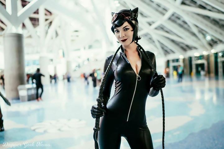 GeekyGirlsRock's tweet photo. #GeekyGirls @Ashlynne_Dae #Catwoman 
Ashlynne Dae 
Photo by @dappergeekpics  
~Lil' Devil https://t.co/aGVCSNAe5U