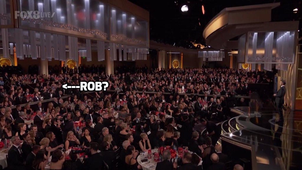 Cuando estás en el fandom más mufando del universo y la única foto que tenes de tu ídolo es esta...Y NI SABEMOS SI ES ÉL.