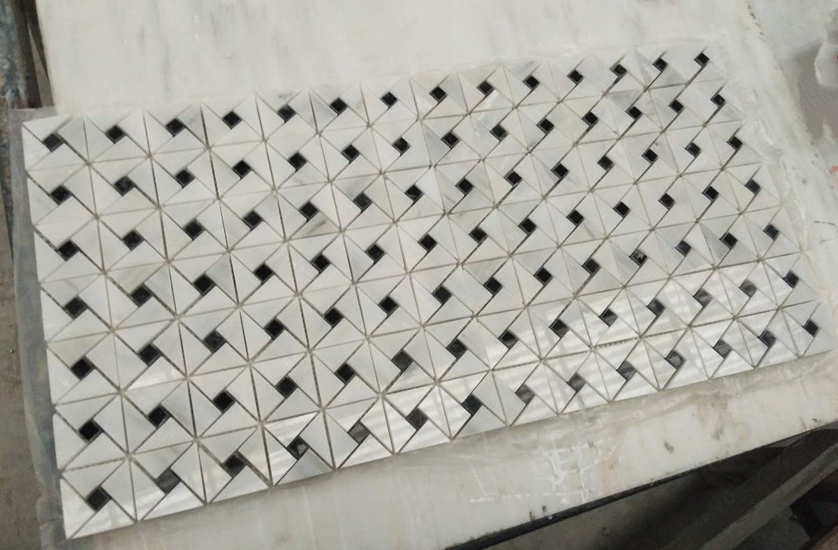 Marble_tileslab's tweet photo. #marblemosaic #marblemosaictile #mosaicmarble #whitemarblemosaic #carraramarblemosaic #blackmarblemosaictile #marbletile #mosaicmarbleflooring #mosaicmarblewall #marblewall #marblefloor #marblefireplace #whitemarble #mosaic #stonemosaic #naturalstone #whtiemosaic #blacimosaic https://t.co/3jxVN5WFth