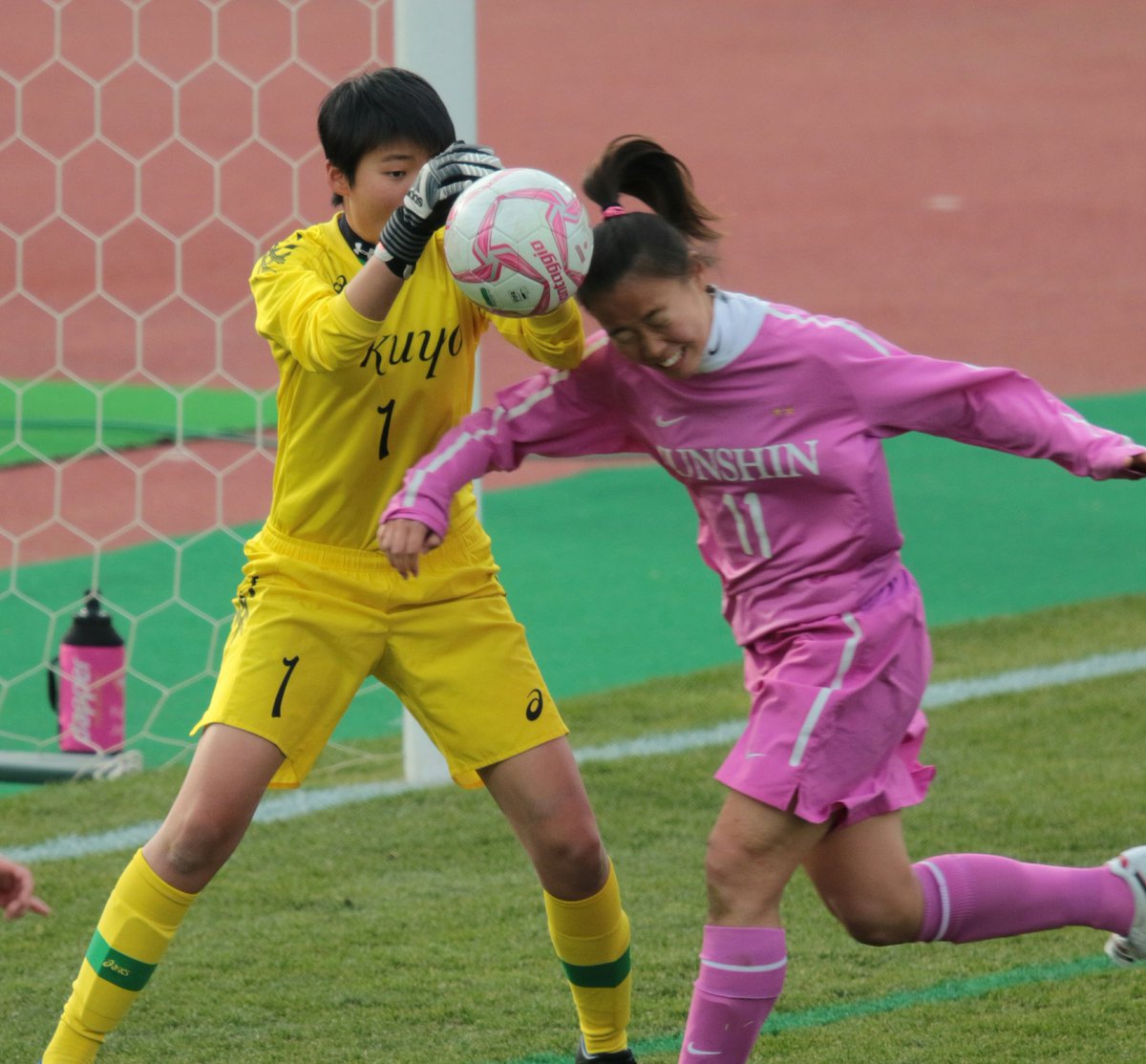 Nobashi 第26回全日本高等学校 女子サッカー選手権大会 決勝戦 藤枝順心高校 岡山作陽高校 神戸ユニバー記念競技場 T Co C7n4s8j99c Twitter