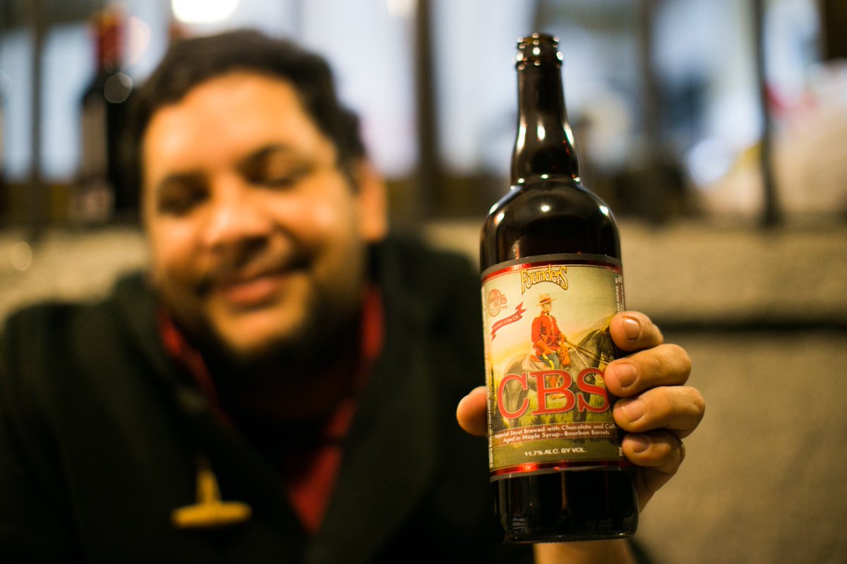 thebeertruck's tweet image. Brought a little treat to Spain to share with our friends there. @foundersbrewing #founderscbs #travelbeer