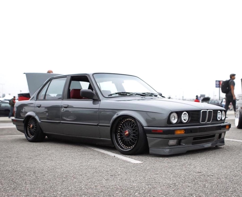 @e30bruh_eli's sister's bagged sedan via <a href="/markkmee/">Markkmee</a> 💪🏼 #e30ology