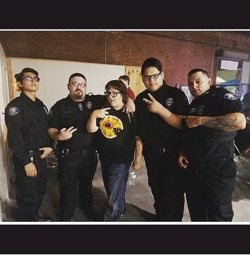 sunlightpatrol's tweet image. Throwback to Security detail for @AndyMilonakis at @compassesh #andymilonakis #compassesh #security #privatesecurity #filmset #bodyguard #LA #SunlightSecurity