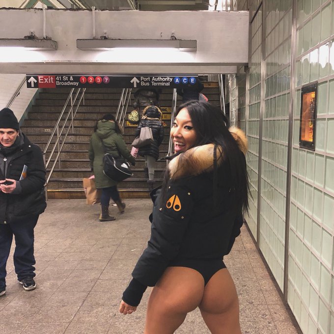 I did a thing w/ my favorite website & my favorite Instagram account today. @pornhub x @SubwayCreatures