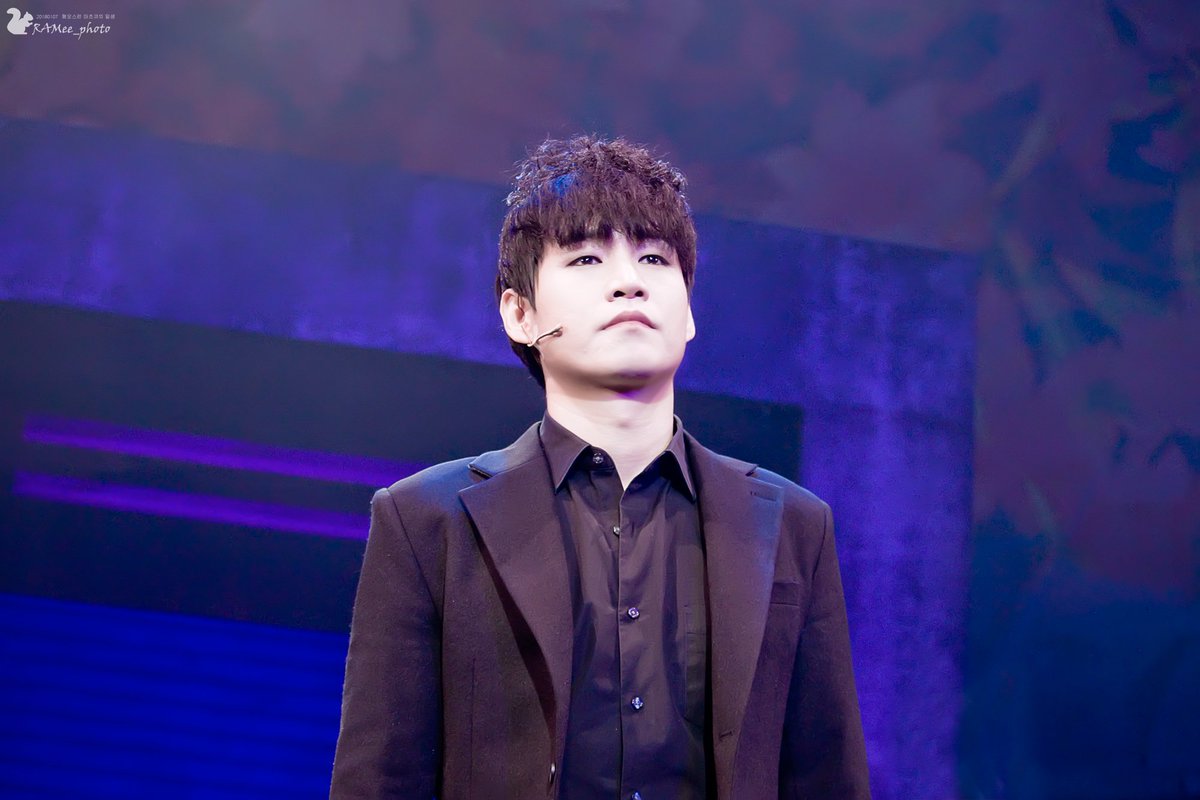 RAMee_photo's tweet photo. 180107 혐오스런 마츠코의 일생
#강정우 배우님 https://t.co/LWvp93vugN