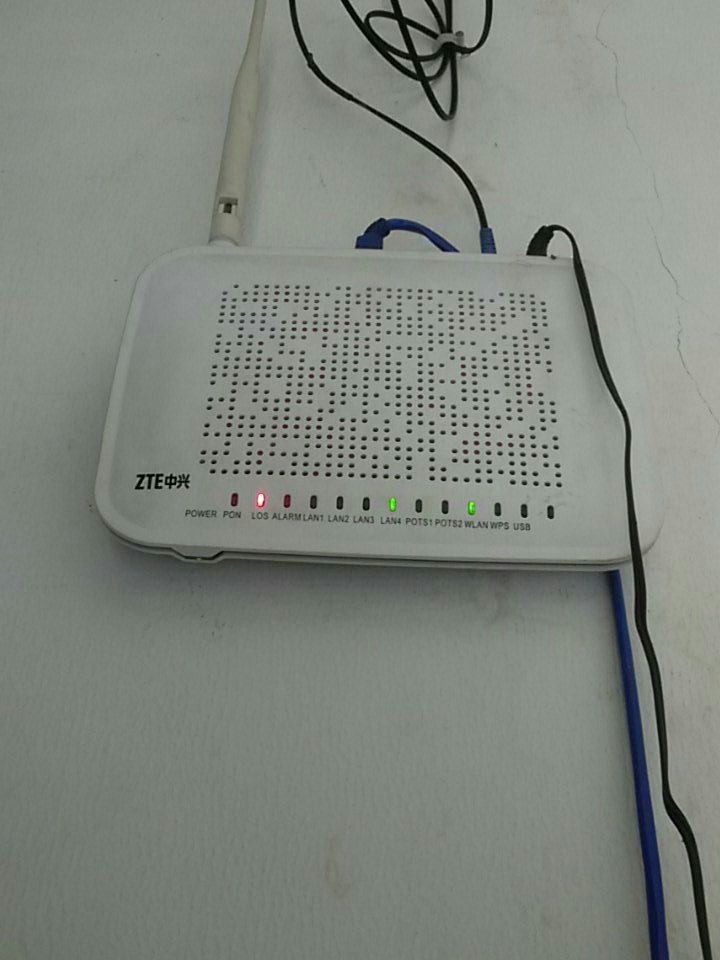 MCSCI_Jember's tweet photo. @TelkomCare fast respon no 152501301976.. lampu los nyala.. koneksi putus https://t.co/Qz4i1rBiQo