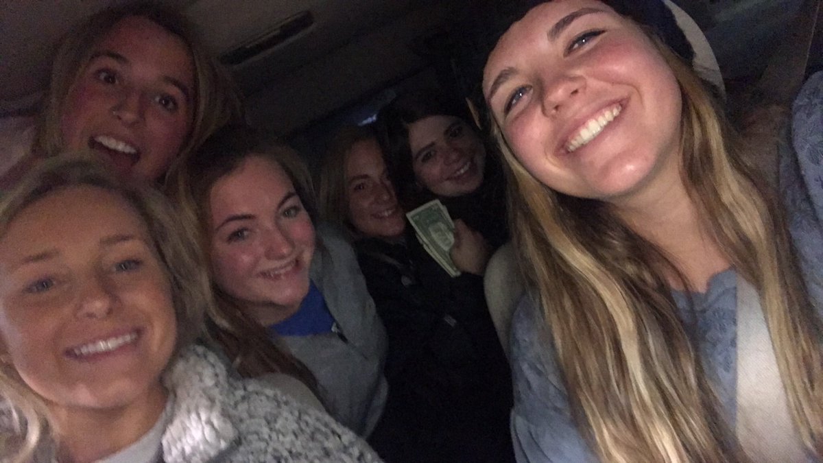 Nataliehamm13's tweet photo. Happy bday to my little friend abby julo. hope you’ve had a rockin day and and even better night:) thank you for understanding all my office references and sharing my love for it with me❤️ love you to bits https://t.co/PzDpyxKU2d