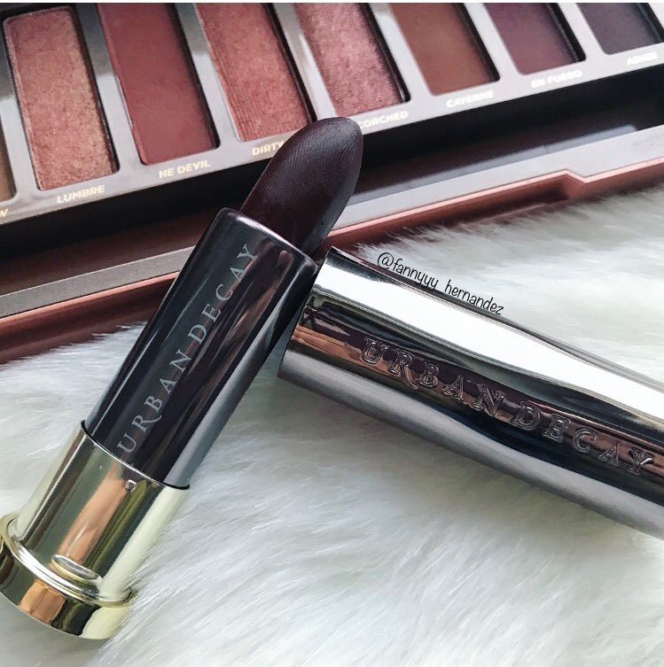 __fannyyyh's tweet photo. Thank you so much to @UrbanDecay and @octoly for letting me try this gorgeous vice lipstick π in the shade (Disturbed) Iβm so obsessed this is just the perfect vampy lip shade. https://t.co/wtJAXlO96r
#gotforfree #freewithoctoly #octolyfamily #honestopinion https://t.co/FX6RbVkeEY