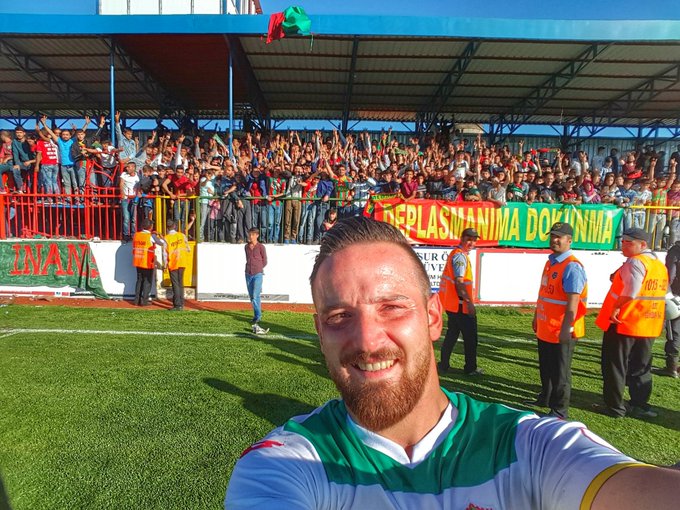 Resmi Twitter'da görüntüle