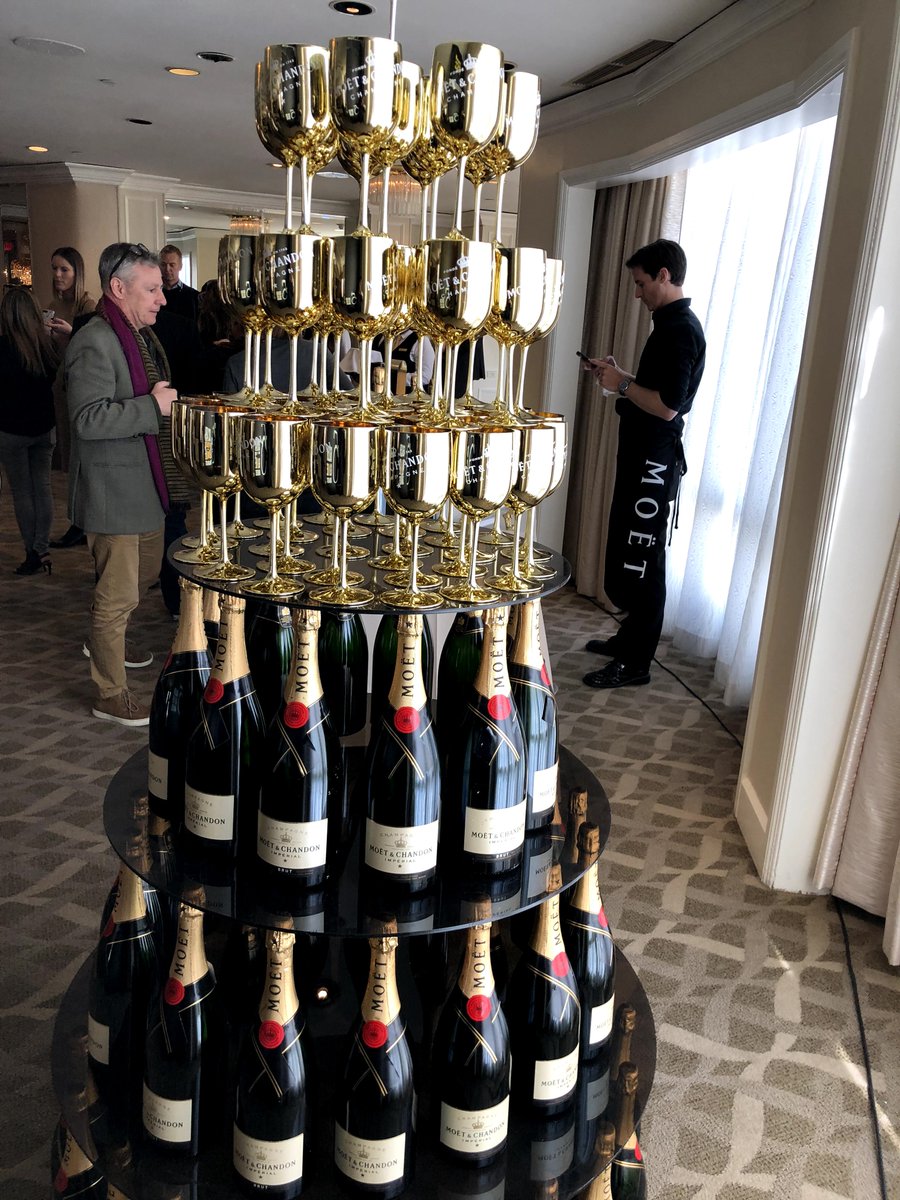 josephmorin's tweet photo. We were honored to work with the Hollywood Foreign Press Association to place a @SelfieWme photo booth at the @BeverlyHilton for the Miss @goldenglobes Luncheon this week. #GoldenGlobes https://t.co/fMpsiKrqS8