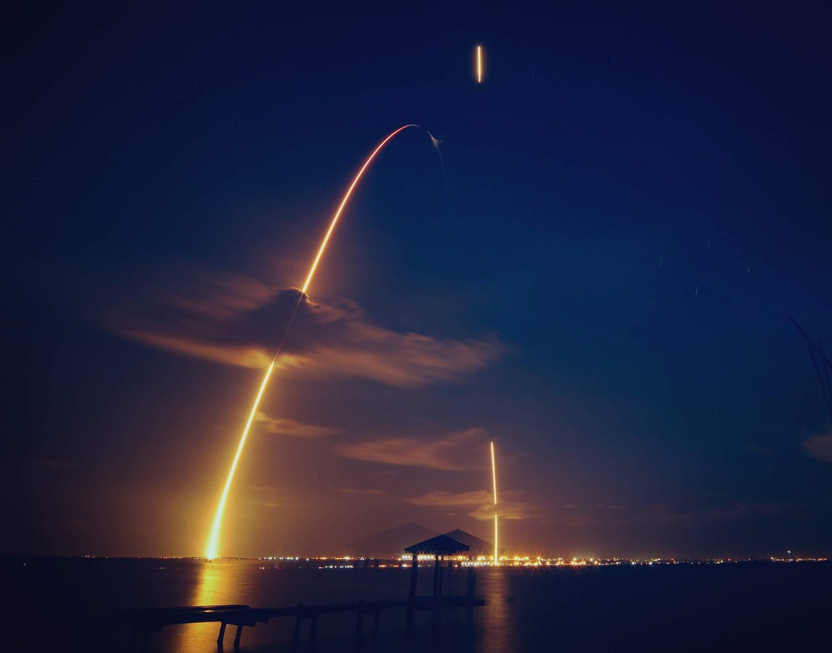 ilovecocoabeach's tweet photo. Launch and landing #SpaceX #Falcon9 https://t.co/lSkPXFu6Cd