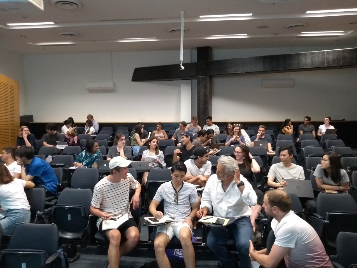 And we're off! New year, new venue, new group - same toasty weather! And no doubt heaps of new ideas about how #DIY can make our cities better places #bediy #summerschoolrocks #Sydney #Detroit