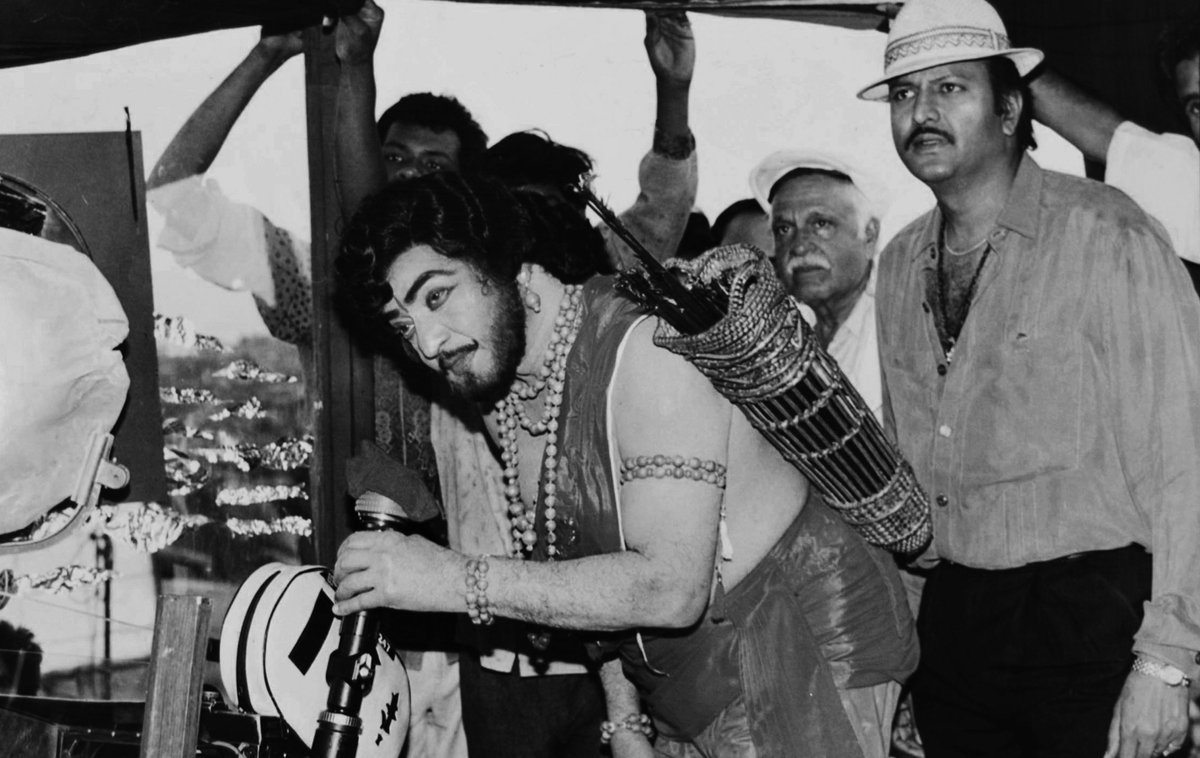 themohanbabu's tweet photo. A favorite moment with Annayya NTR Garu during "Major Chandrakanth" shooting near Gandipet. DOP Vincent is watching us from behind. https://t.co/uWJ3fFjtMN