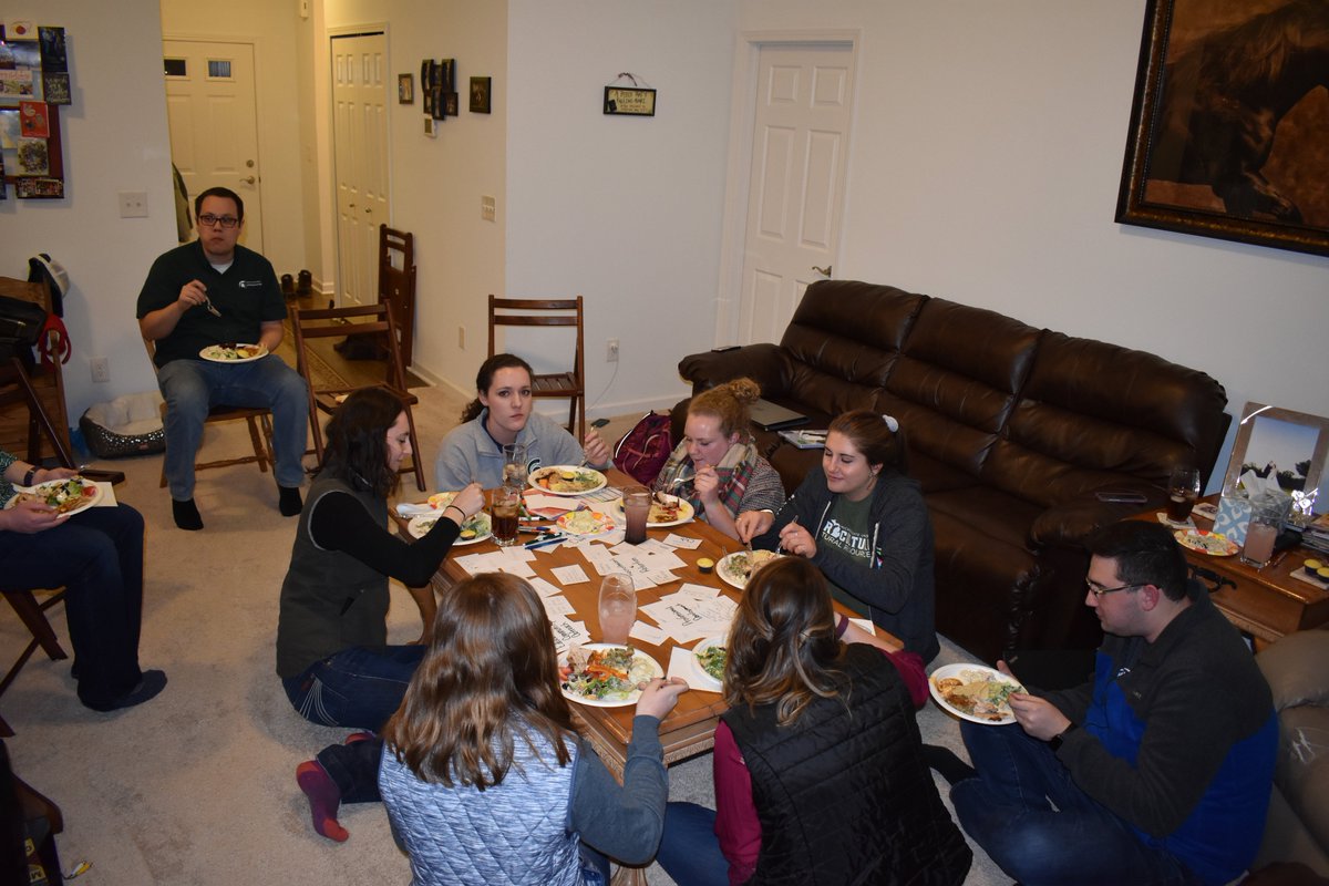 BuddyMcKendree's tweet image. Had a fun time tonight working with AFNR Club officers on planning the spring semester. Everyone enjoyed some deep-fried turkey before getting down to business! @MITeachAg @kera_m_howell @katie_walters24 @SammyL313